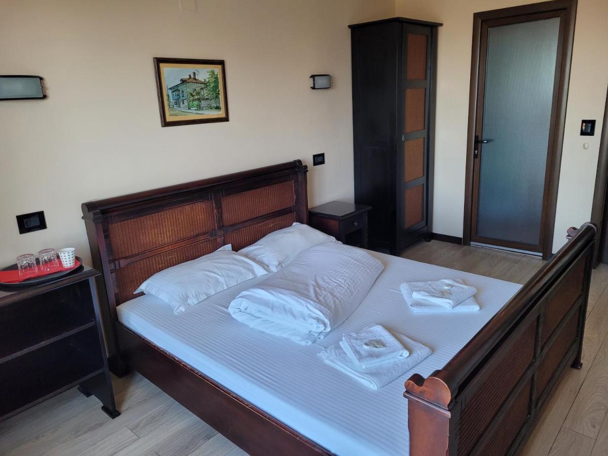 Vila Caviar Hotel Sulina Ngoại thất bức ảnh