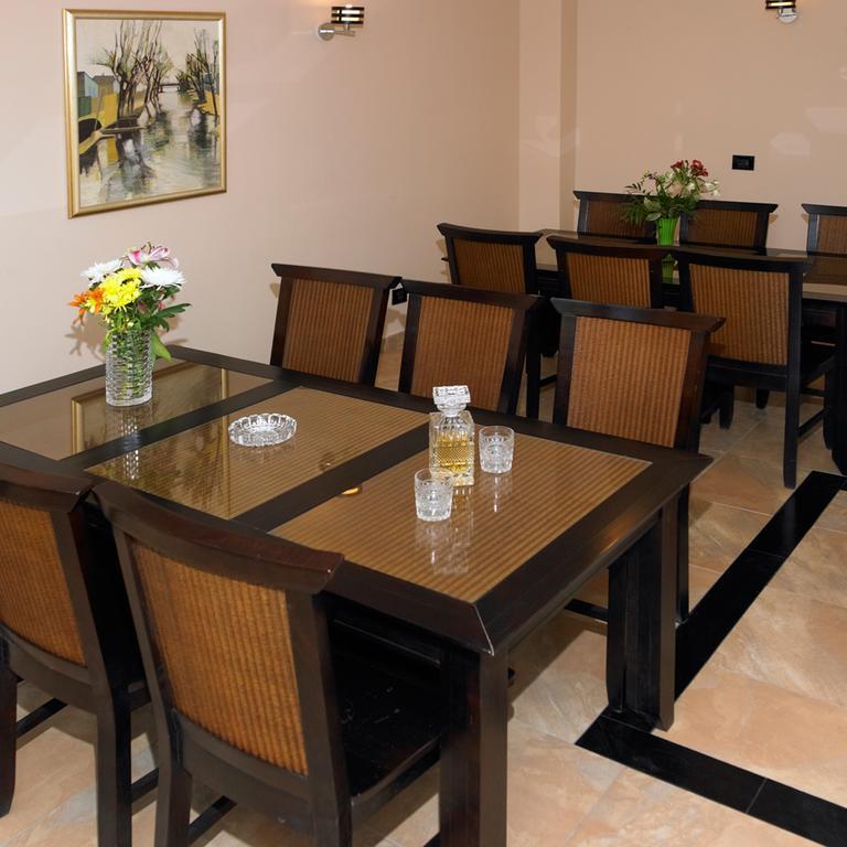 Vila Caviar Hotel Sulina Ngoại thất bức ảnh